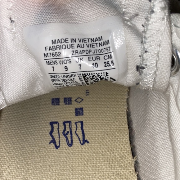 Converse white sneakers - Picture 6 of 6